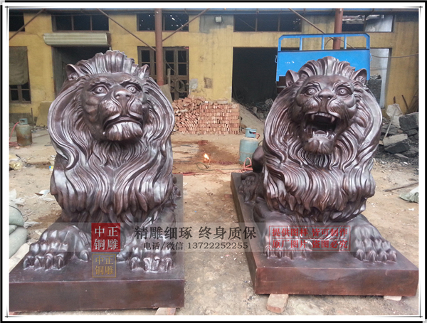 銀行門口匯豐獅.jpg 銀行門口匯豐獅.jpg