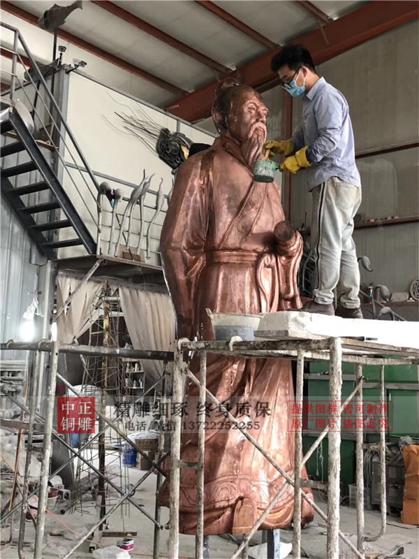 鑄銅古代人物雕像.jpg 鑄銅古代人物雕像.jpg