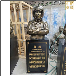 張超人物銅雕塑 張超人物銅雕塑