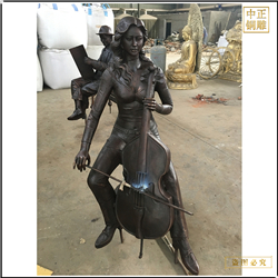 拉大提琴人物設計 